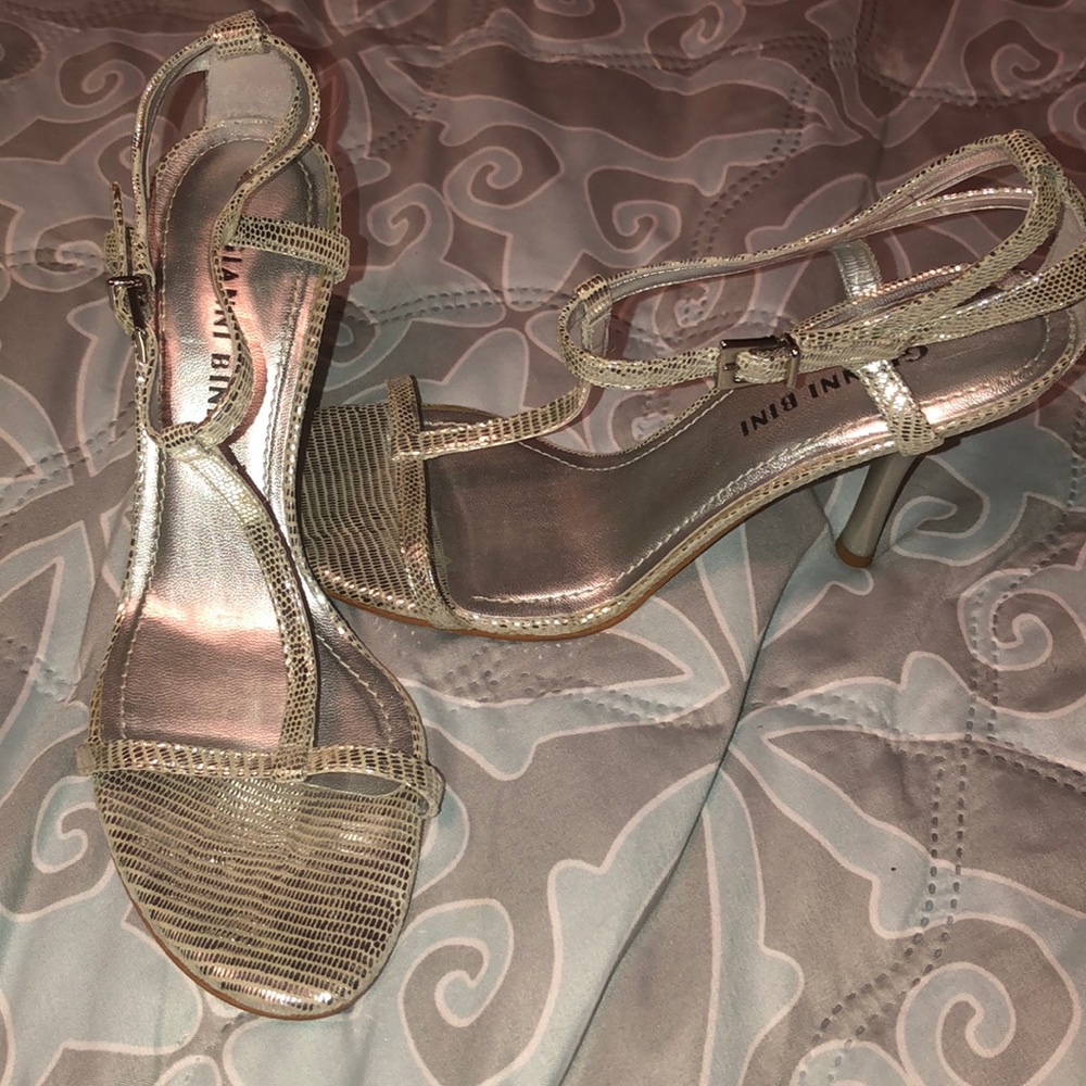 Gianni Bini High Heels